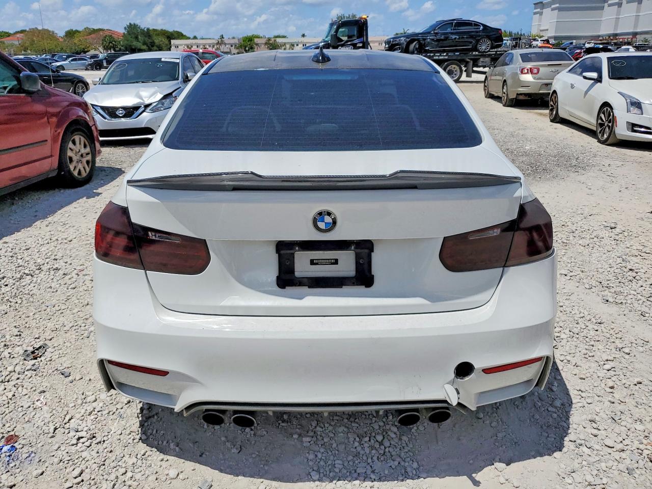 2015 BMW M3 - zdjęcie 6