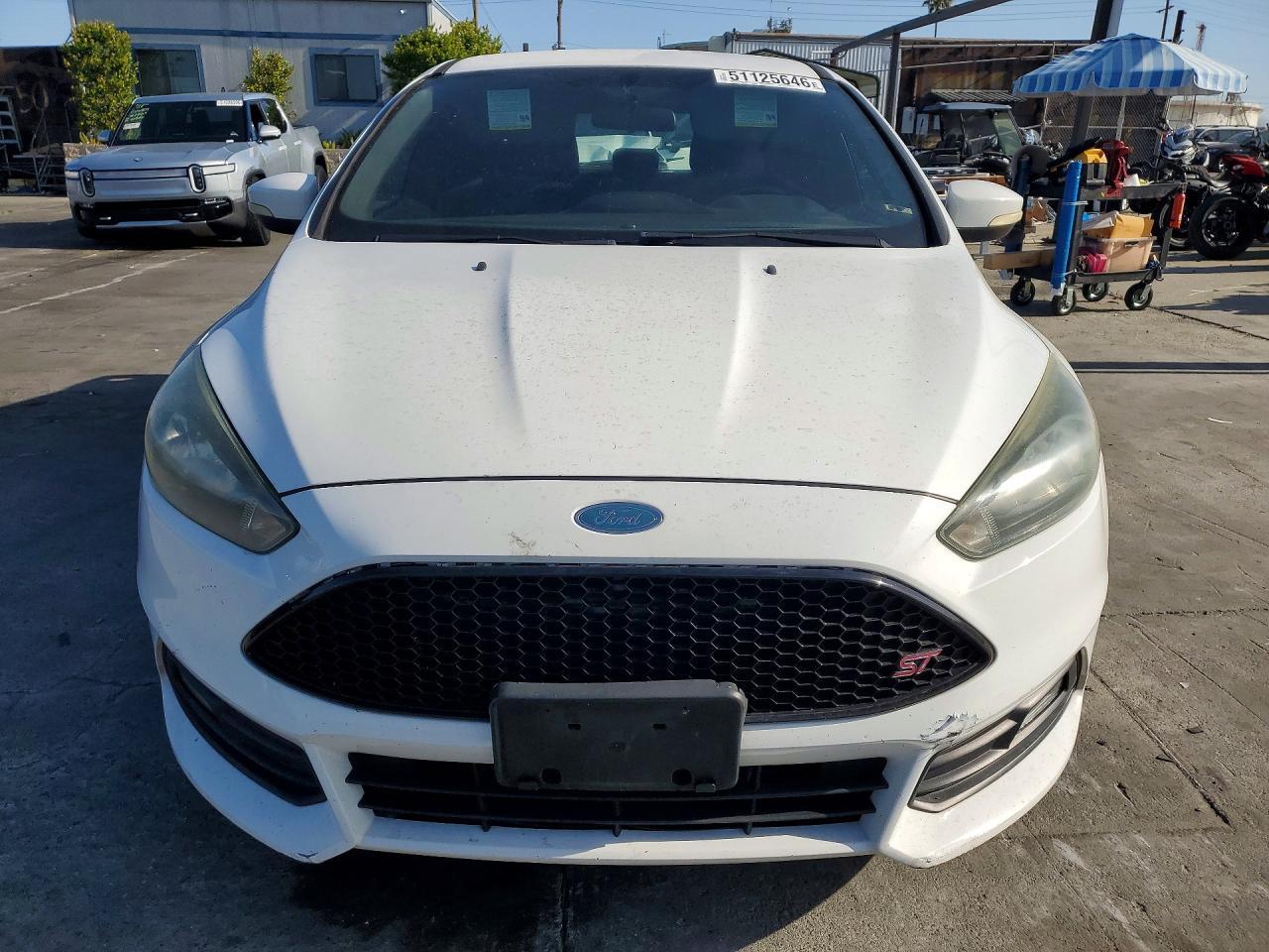 2015 Ford Focus - zdjęcie 5