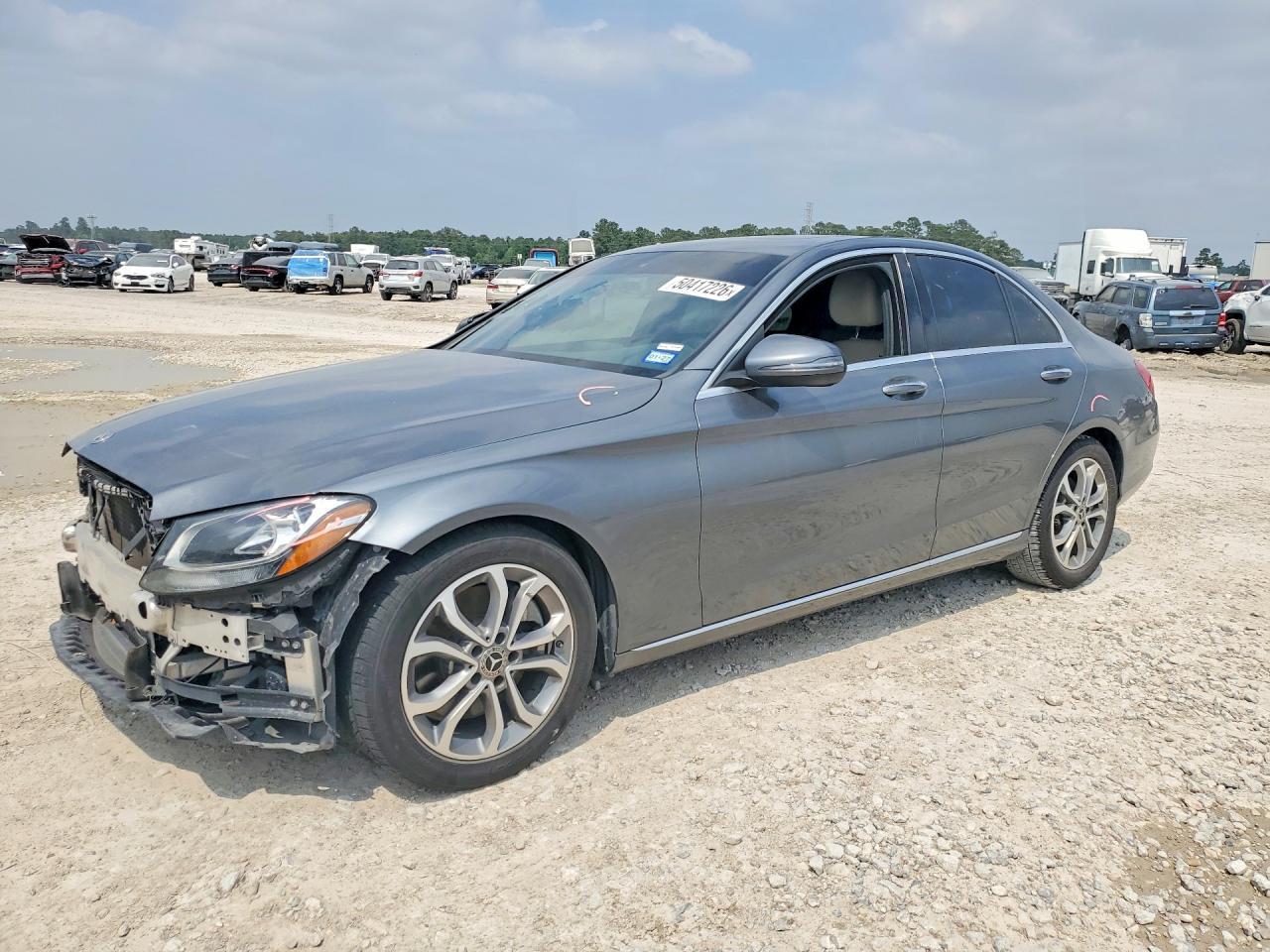2018 Mercedes-Benz C 300 - zdjęcie główne