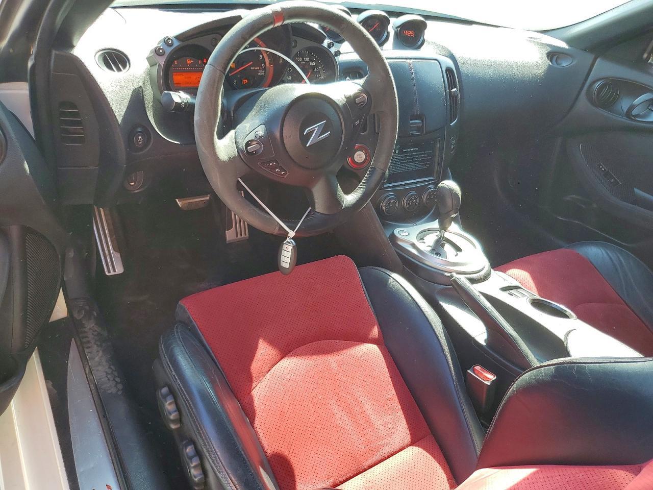 2015 Nissan 370Z Base - zdjęcie 8