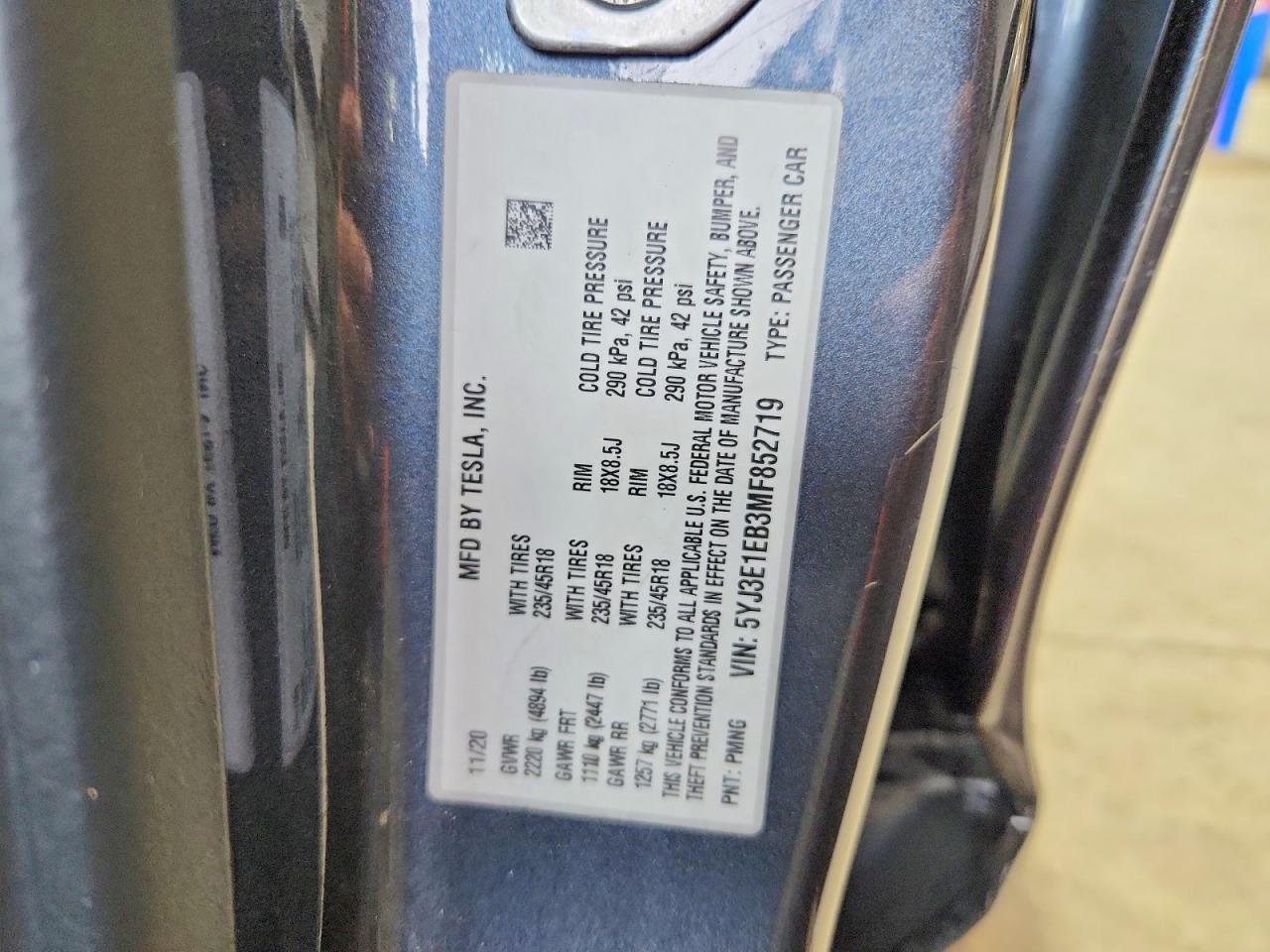 2021 Tesla Model 3 - zdjęcie 13