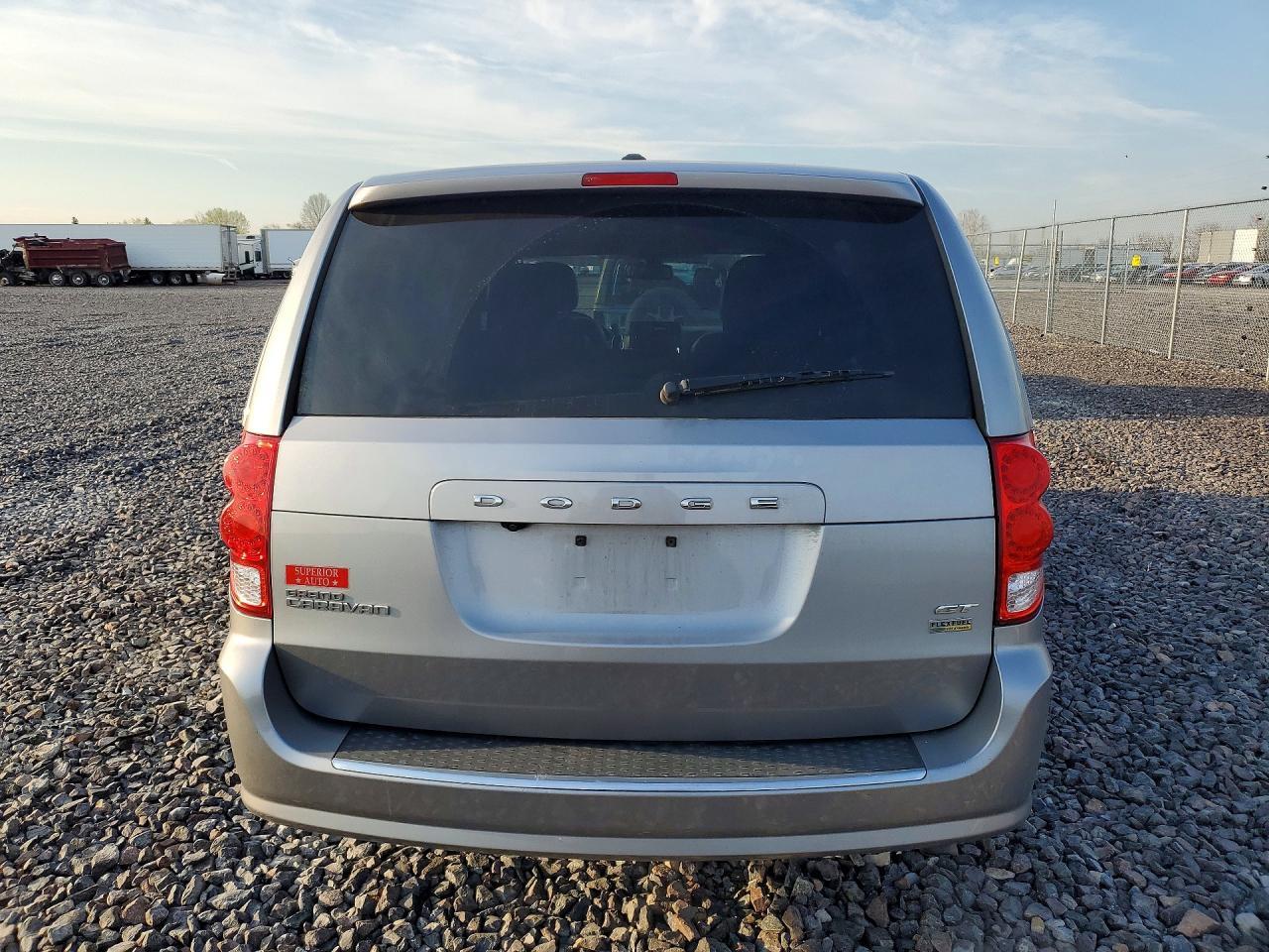 2019 Dodge Grand Caravan Gt - zdjęcie 6