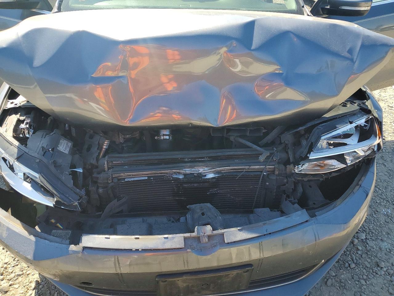 2014 Volkswagen Jetta Tdi - zdjęcie 11