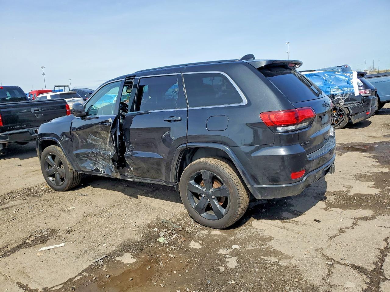 2015 Jeep Grand Cherokee Laredo - zdjęcie 2
