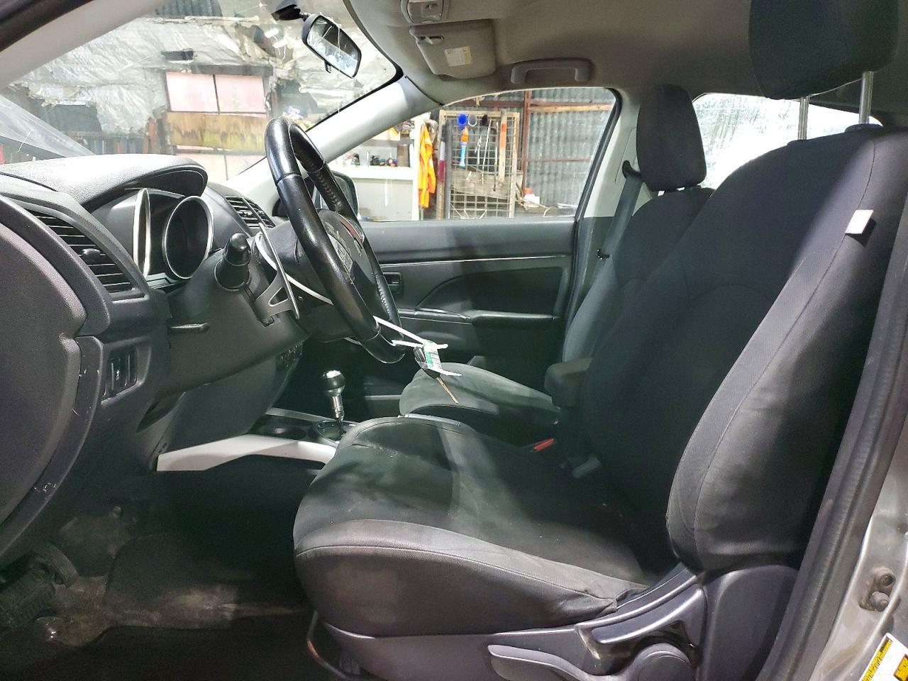 2013 Mitsubishi Outlander Sport Es - zdjęcie 7