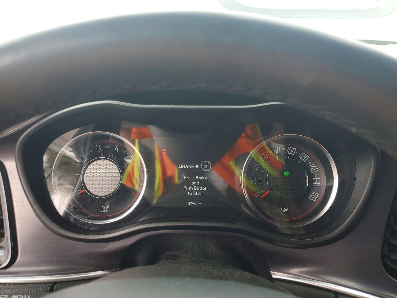 2018 Dodge Challenger R - zdjęcie 9