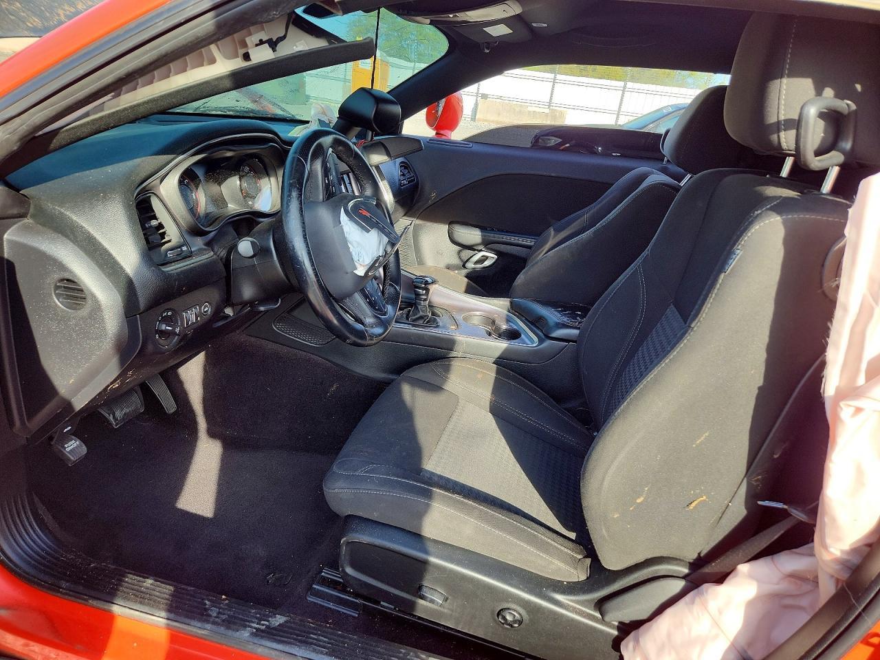 2017 Dodge Challenger Sxt - zdjęcie 7