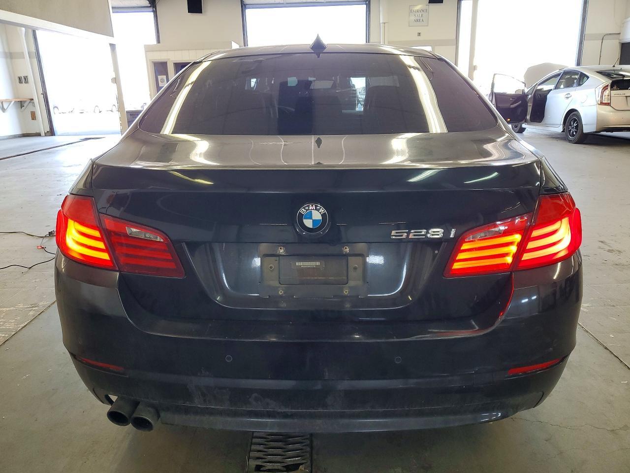 2013 BMW 528 I - zdjęcie 6