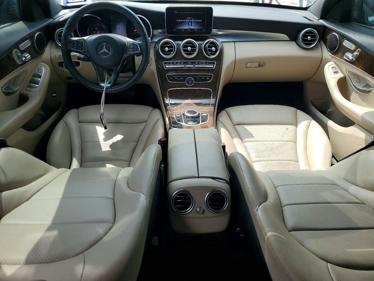 2018 Mercedes-Benz C 300 - zdjęcie 8