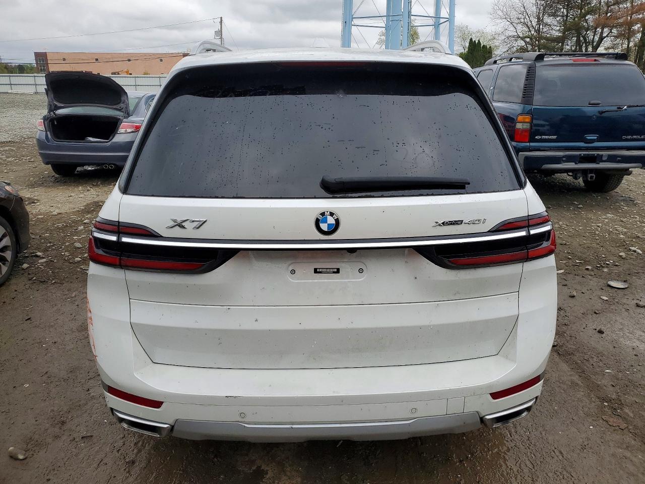 2023 BMW X7 xDrive40I - zdjęcie 6