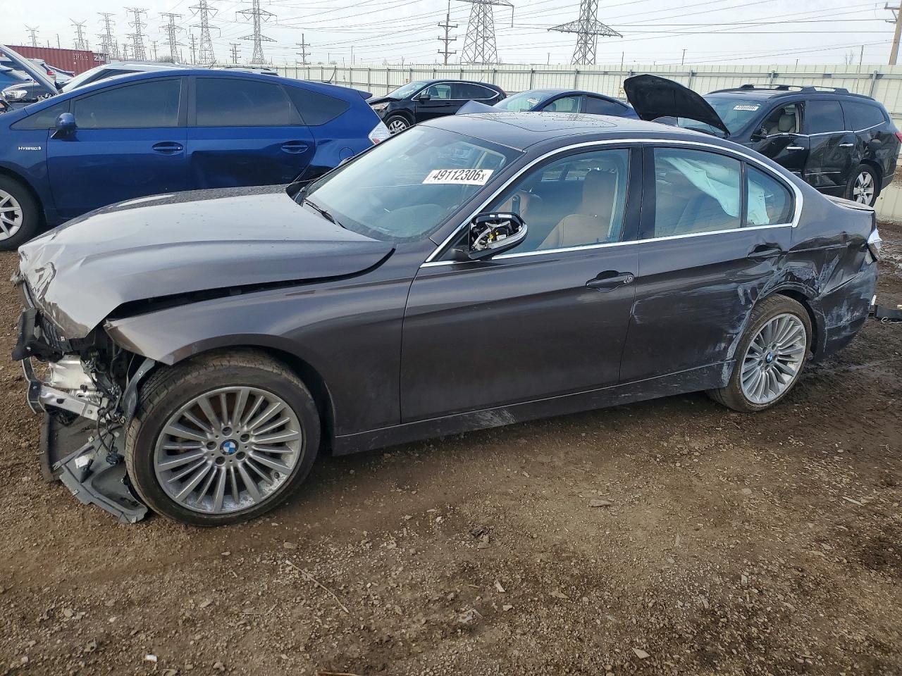 2015 BMW 335 Xi - zdjęcie główne