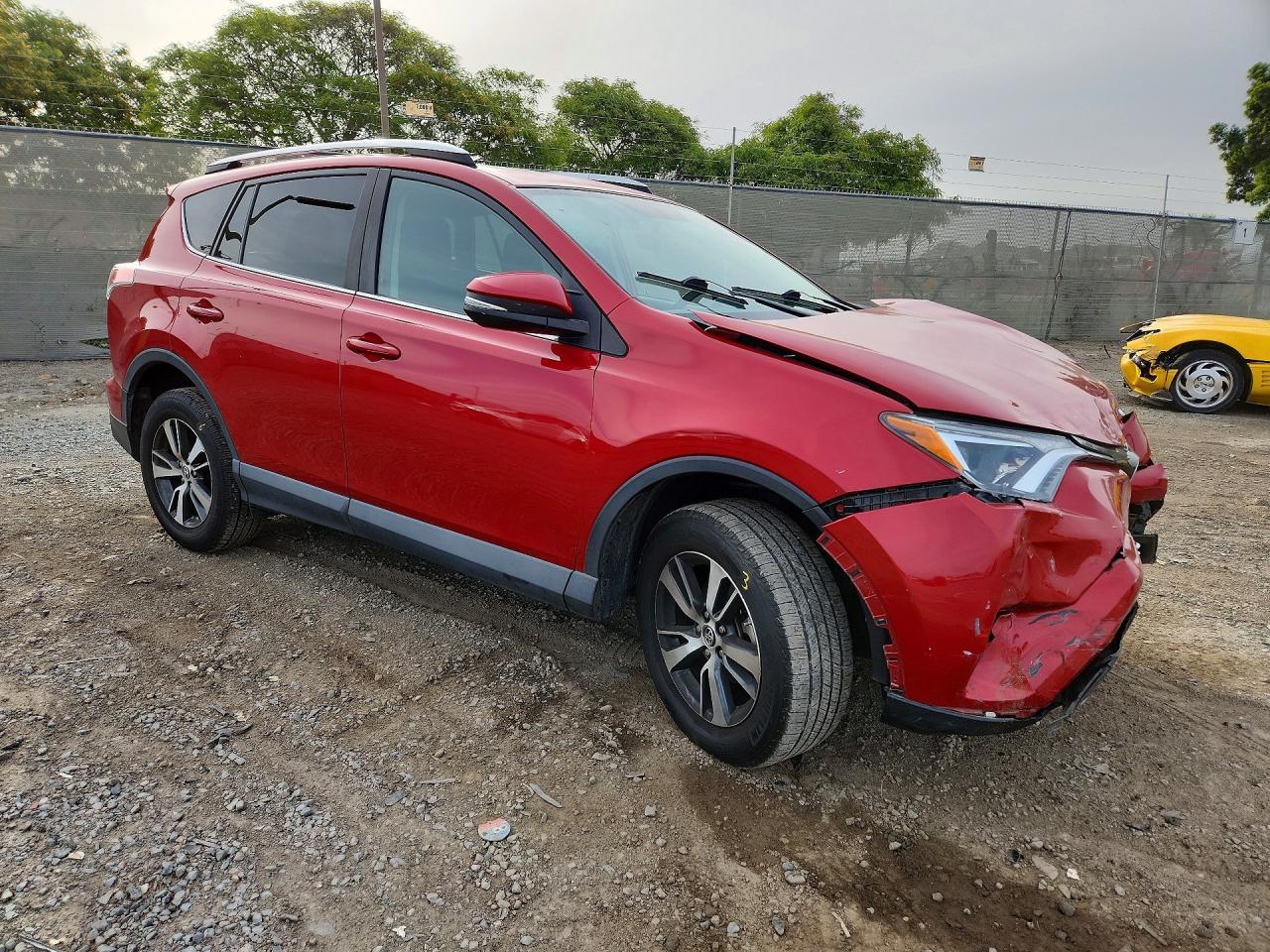 2016 Toyota Rav4 Xle - zdjęcie 4