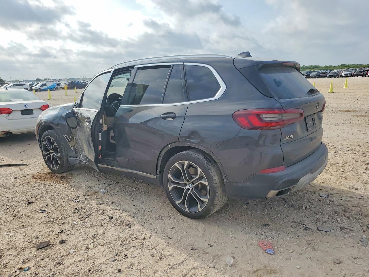 2020 BMW X5 Sdrive 40I - zdjęcie 2