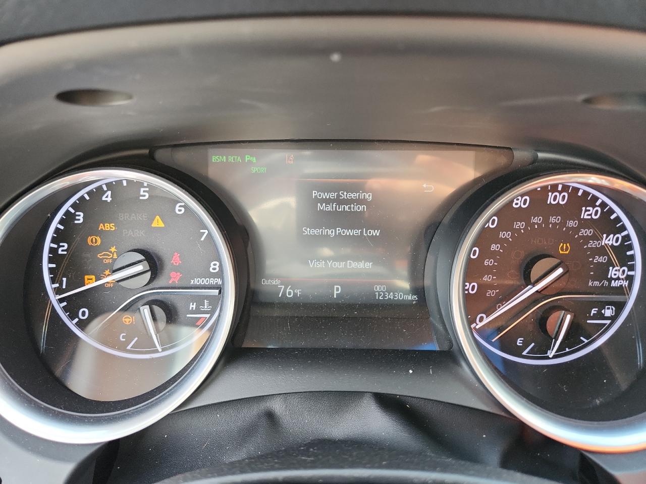 2018 Toyota Camry Xle - zdjęcie 9