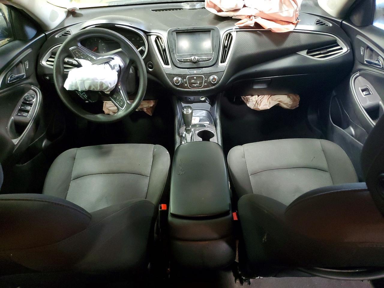 2018 Chevrolet Malibu Ls - zdjęcie 8