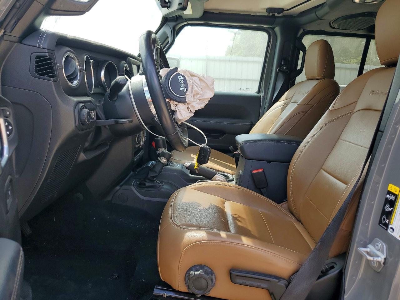 2022 Jeep Wrangler Unlimited Sahara - zdjęcie 7