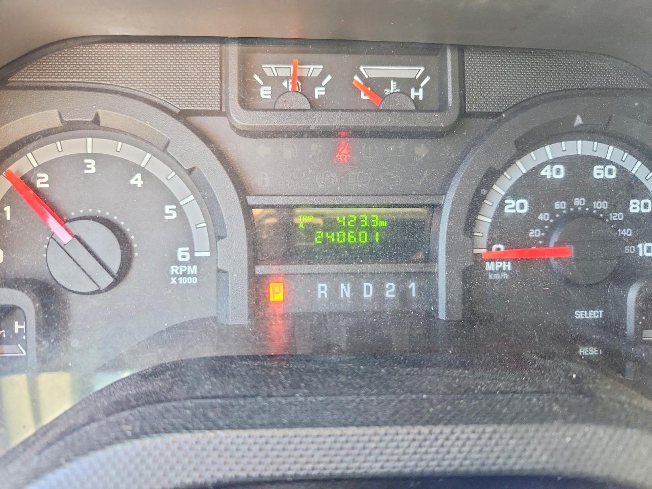 2013 Ford Econo E350 - zdjęcie 9