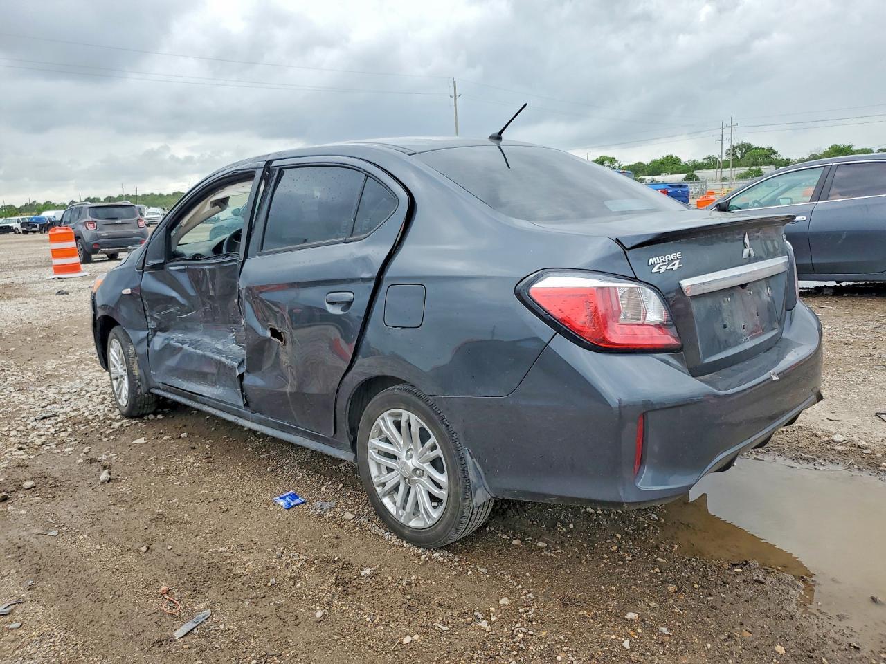 2024 Mitsubishi Mirage G4 Es - zdjęcie 2
