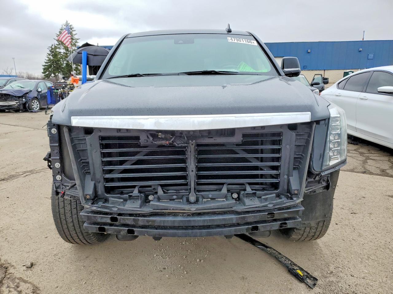 2018 Cadillac Escalade Luxury - zdjęcie 5