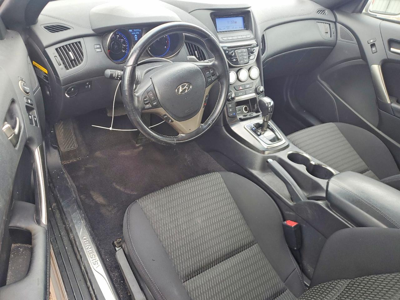 2013 Hyundai Genesis Coupe 2.0T - zdjęcie 8