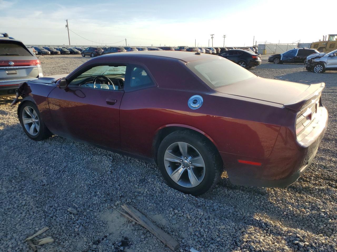 2019 Dodge Challenger Sxt - zdjęcie 2