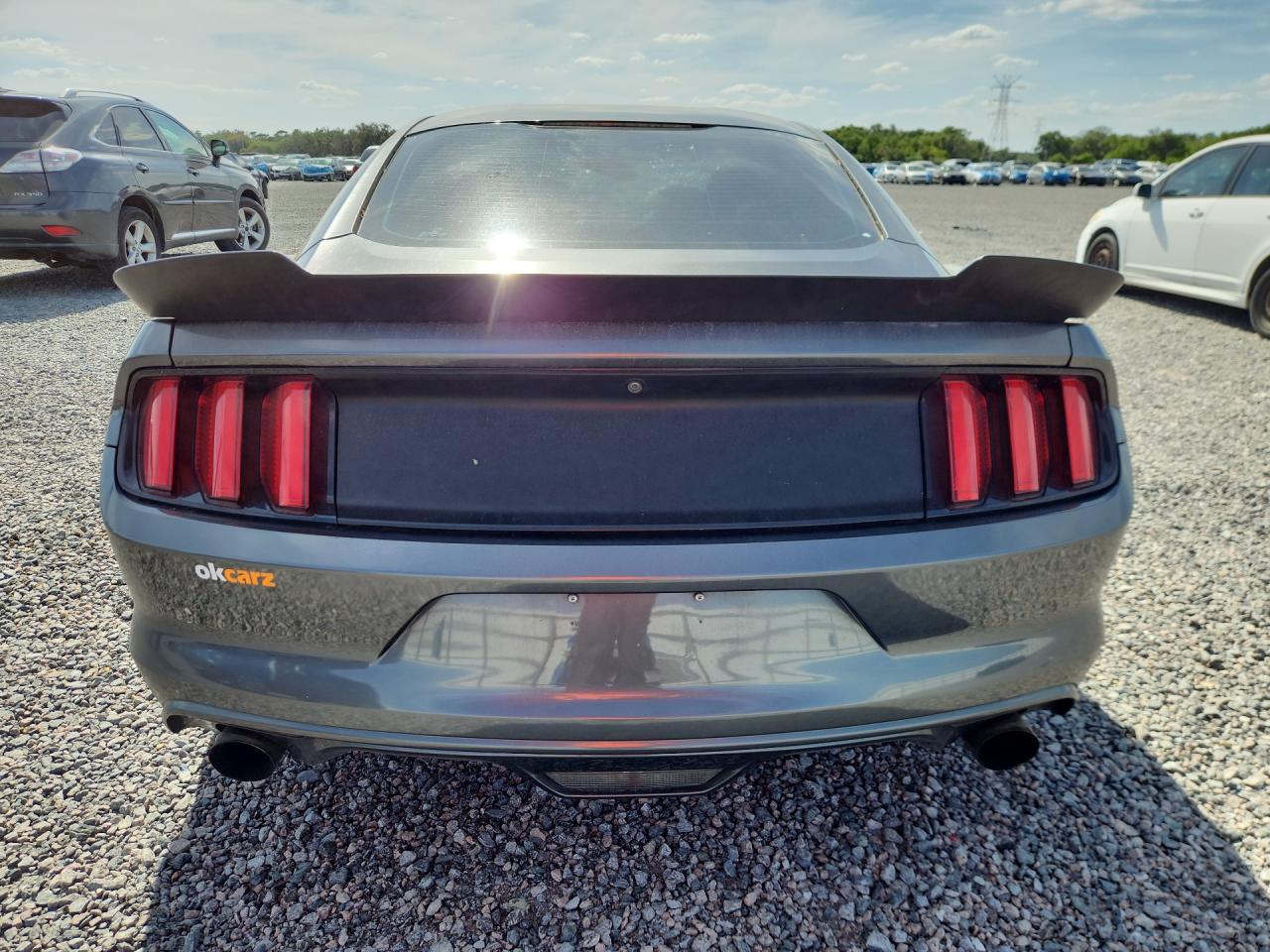 2016 Ford Mustang - zdjęcie 6