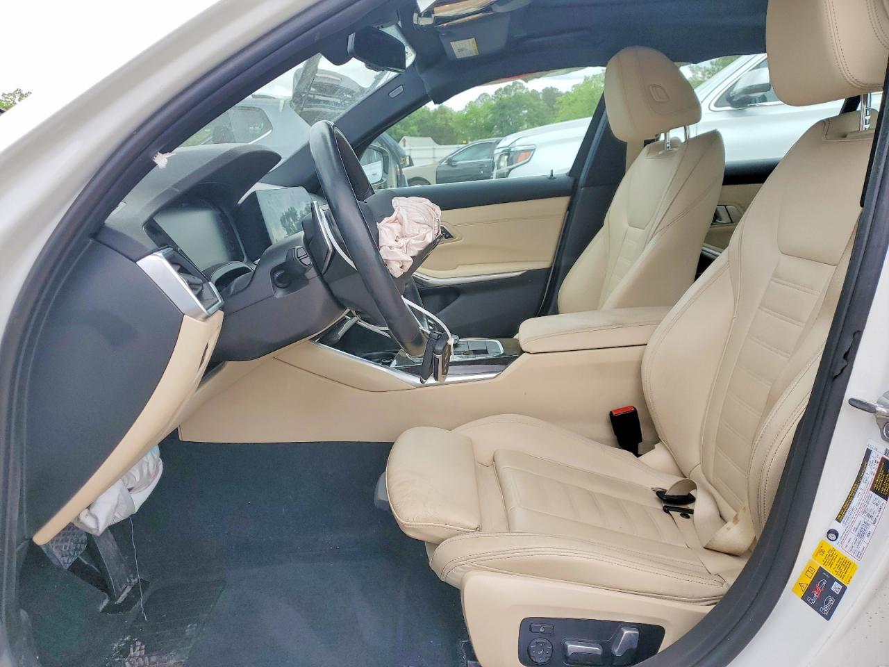2021 BMW 330E - zdjęcie 7