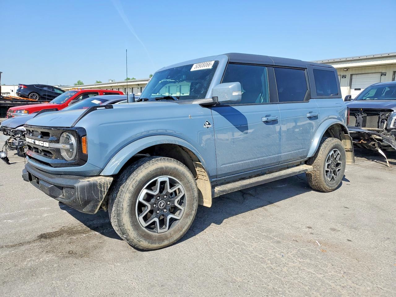 2024 Ford Bronco Outer Banks - zdjęcie główne