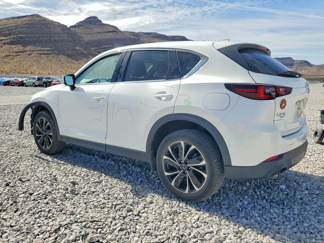 2022 Mazda Cx-5 Premium - zdjęcie 2