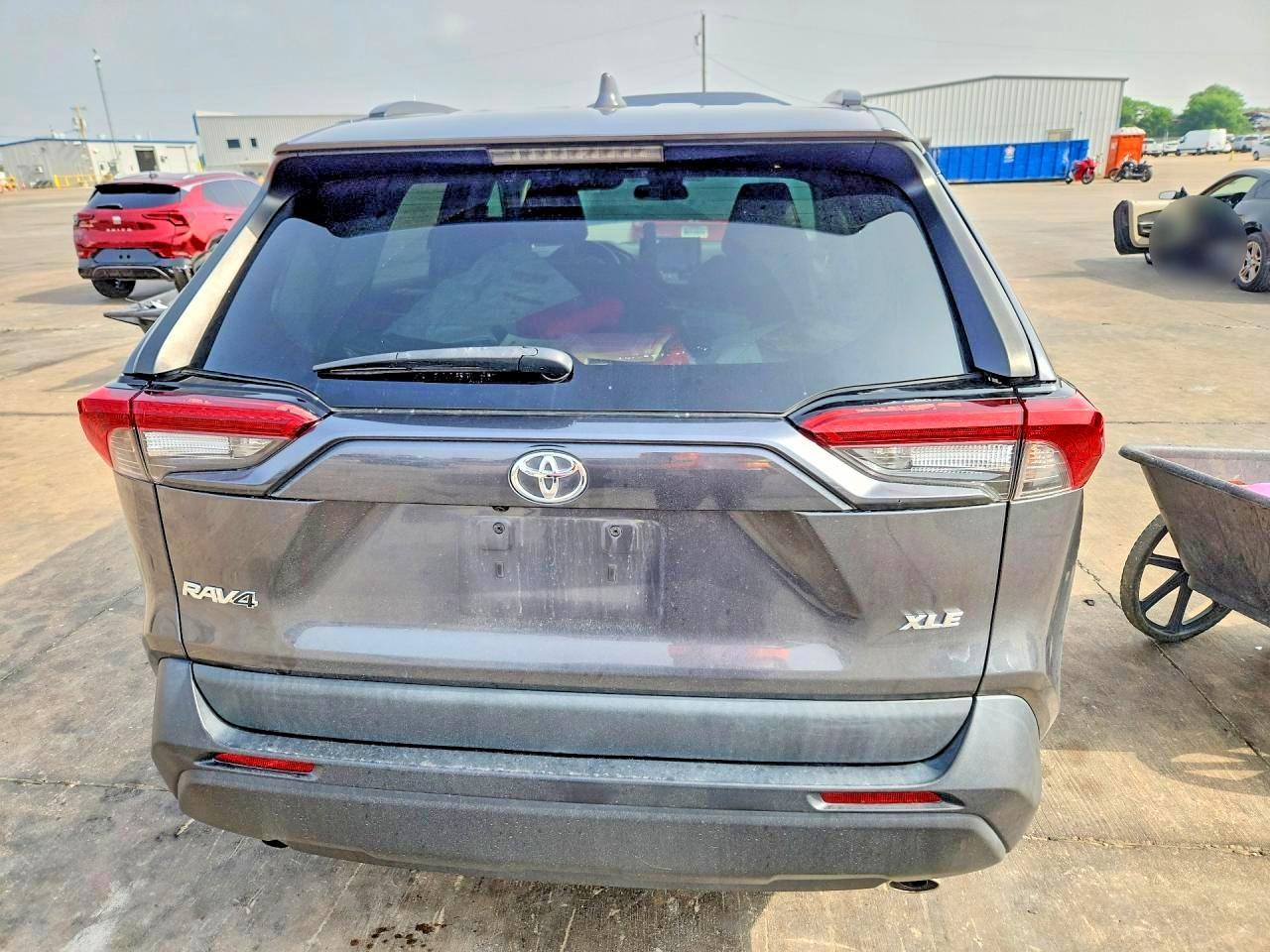 2021 Toyota Rav4 Xle Premium - zdjęcie 6