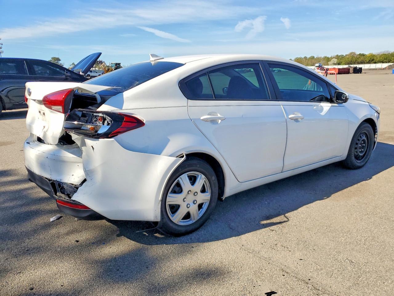 2017 Kia Forte Lx - zdjęcie 3