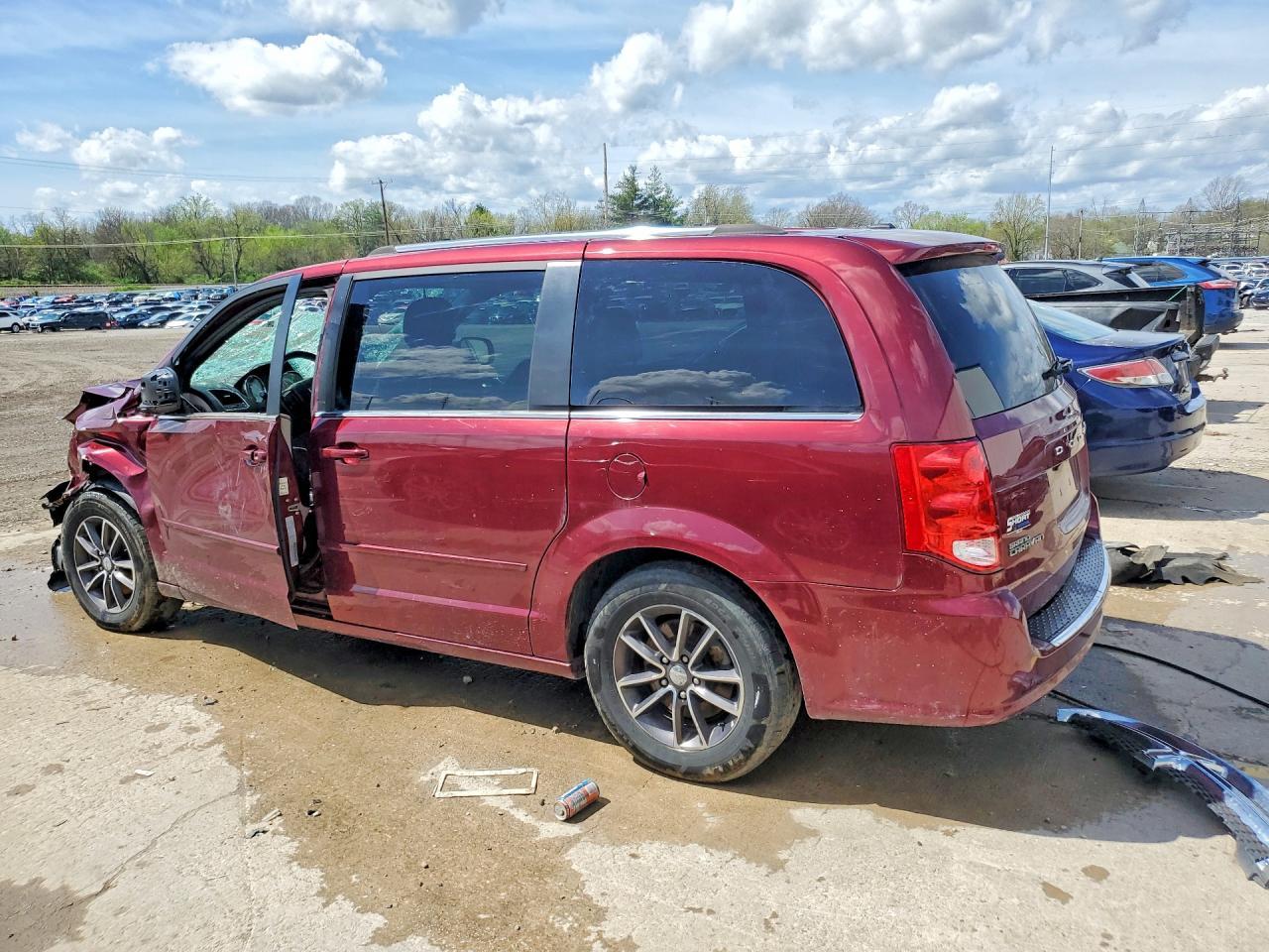 2017 Dodge Grand Caravan Sxt - zdjęcie 2