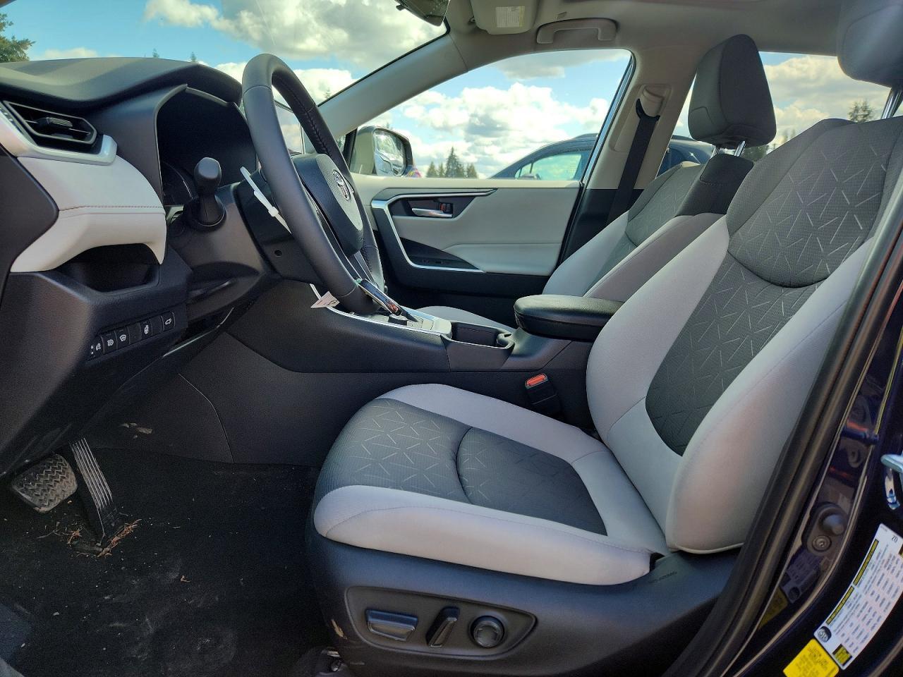 2025 Toyota Rav4 Hybrid Xle - zdjęcie 7