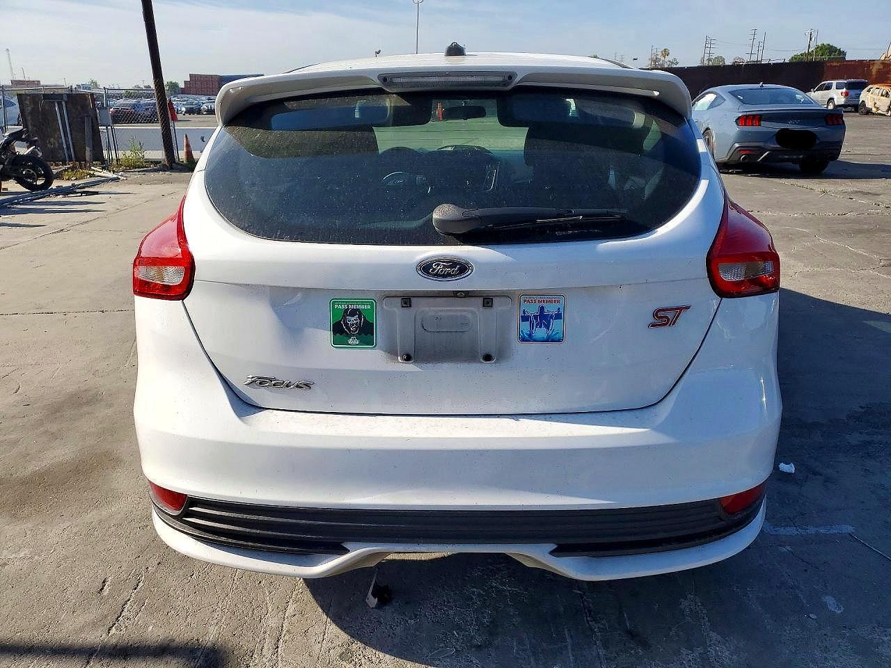2015 Ford Focus - zdjęcie 6