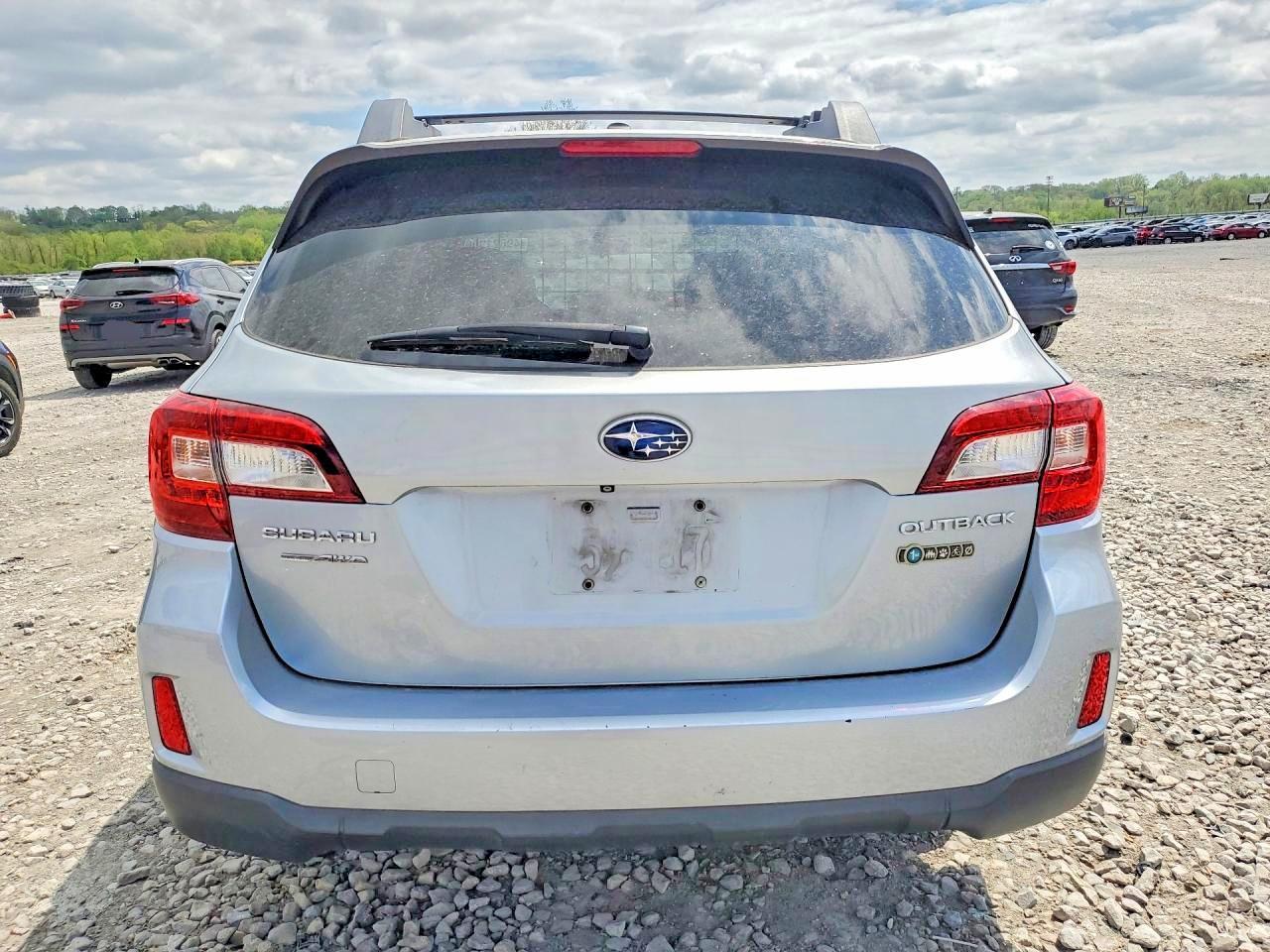 2015 Subaru Outback 2.5I Premium - zdjęcie 6