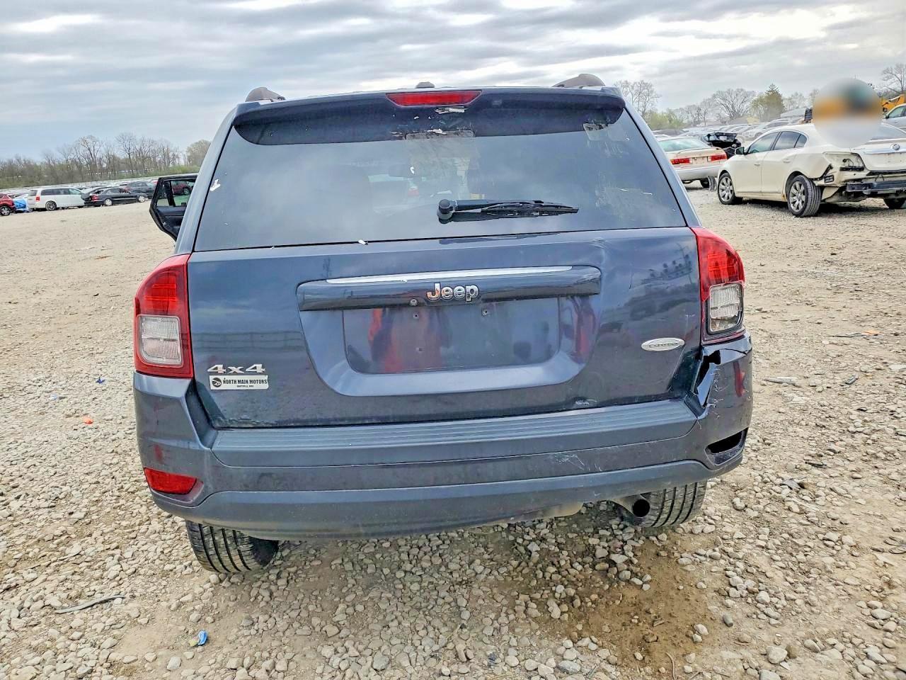 2015 Jeep Compass Latitude - zdjęcie 6