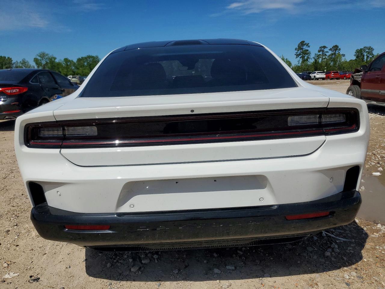 2025 Dodge Charger Daytona R - zdjęcie 6