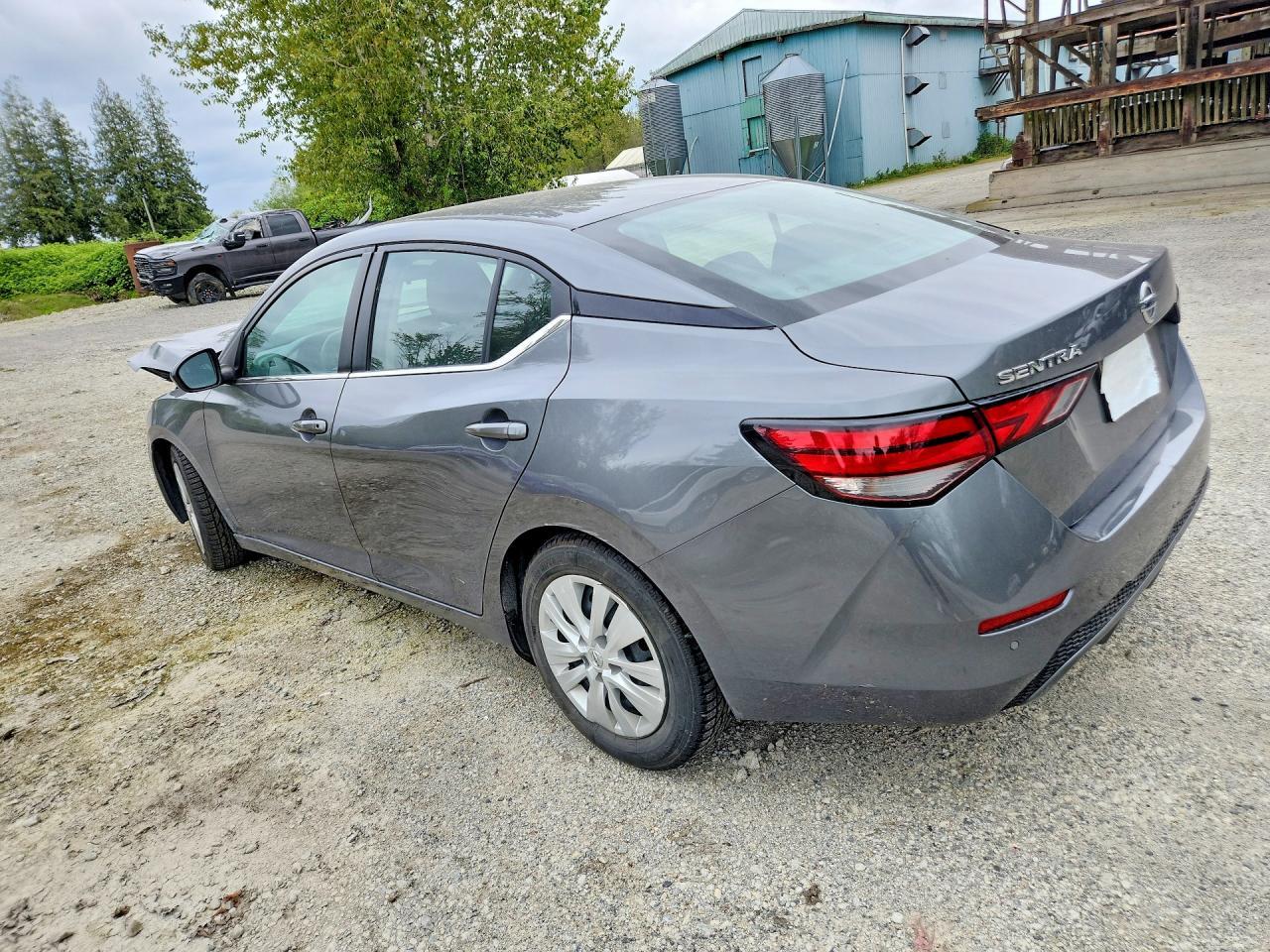 2022 Nissan Sentra S - zdjęcie 2