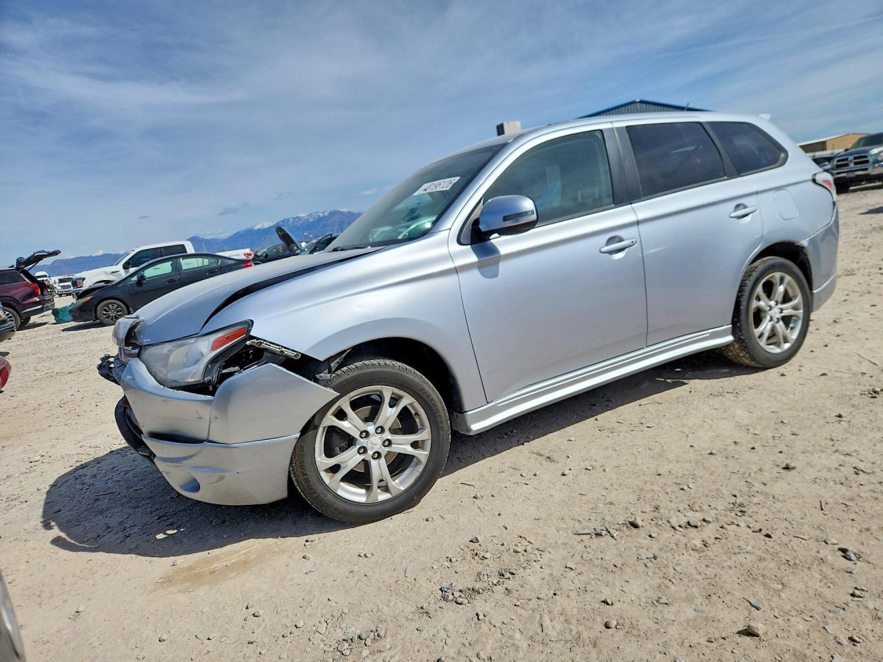 2014 Mitsubishi Outlander Se - zdjęcie główne