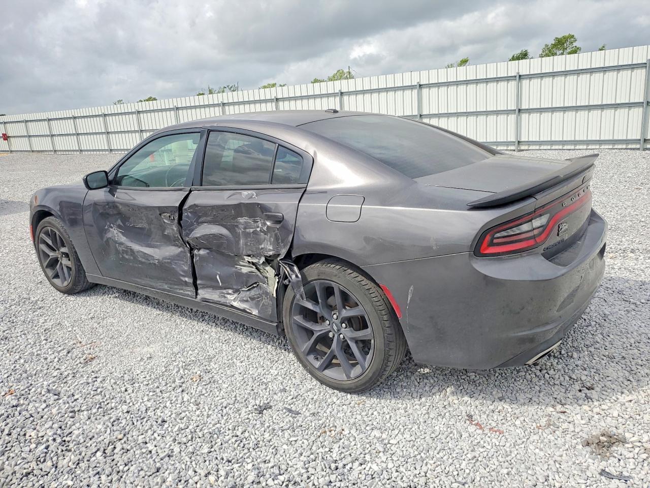 2019 Dodge Charger Sxt - zdjęcie 2