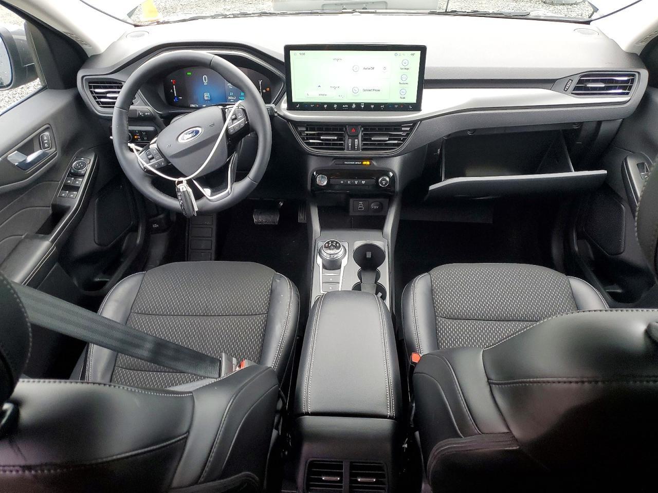 2025 Ford Escape - zdjęcie 8