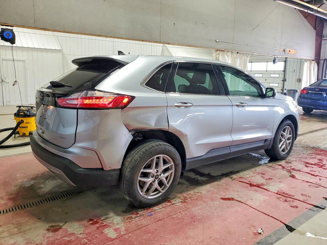 2024 Ford Edge Sel - zdjęcie 3