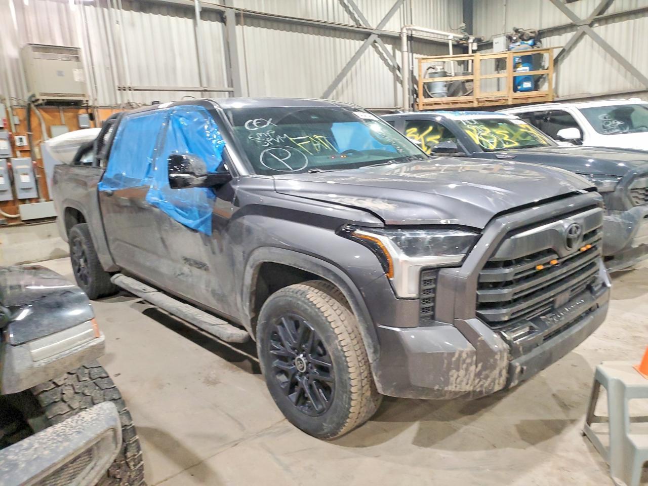 2024 Toyota Tundra Limited - zdjęcie 4