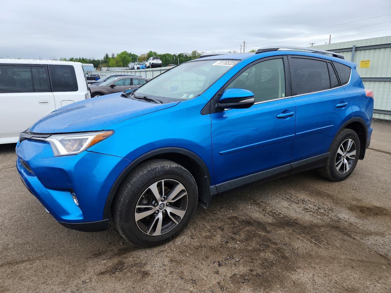 2017 Toyota Rav4 Xle - zdjęcie główne