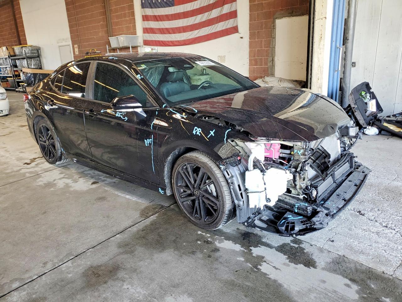 2025 Toyota Camry Xse - zdjęcie 4