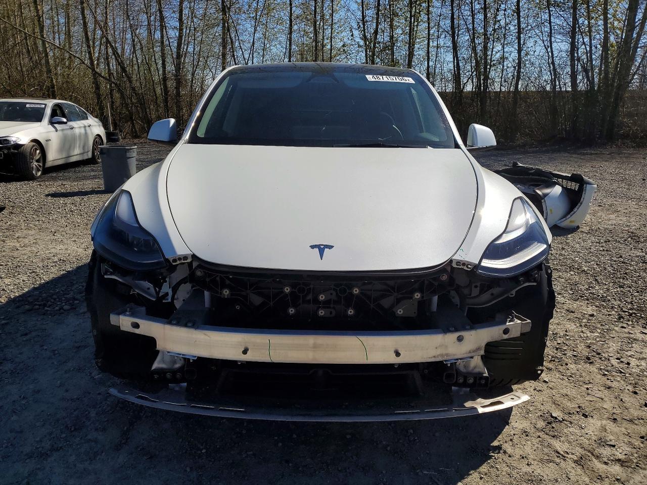 2024 Tesla Model Y - zdjęcie 5