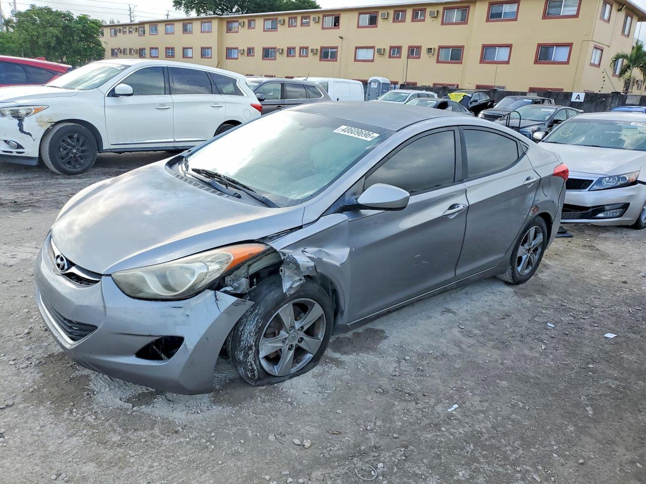 2013 Hyundai Elantra Gls - zdjęcie główne