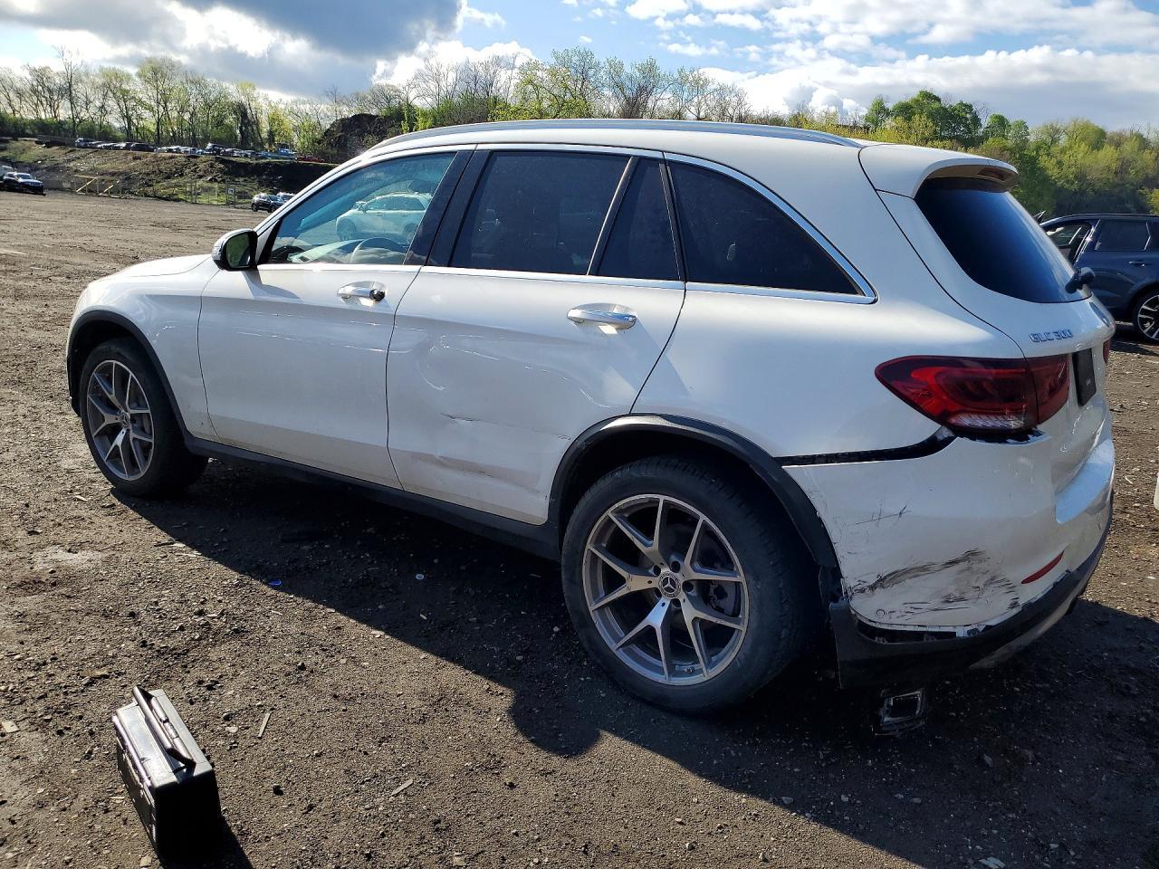 2022 Mercedes-Benz Glc 300 4Matic - zdjęcie 2
