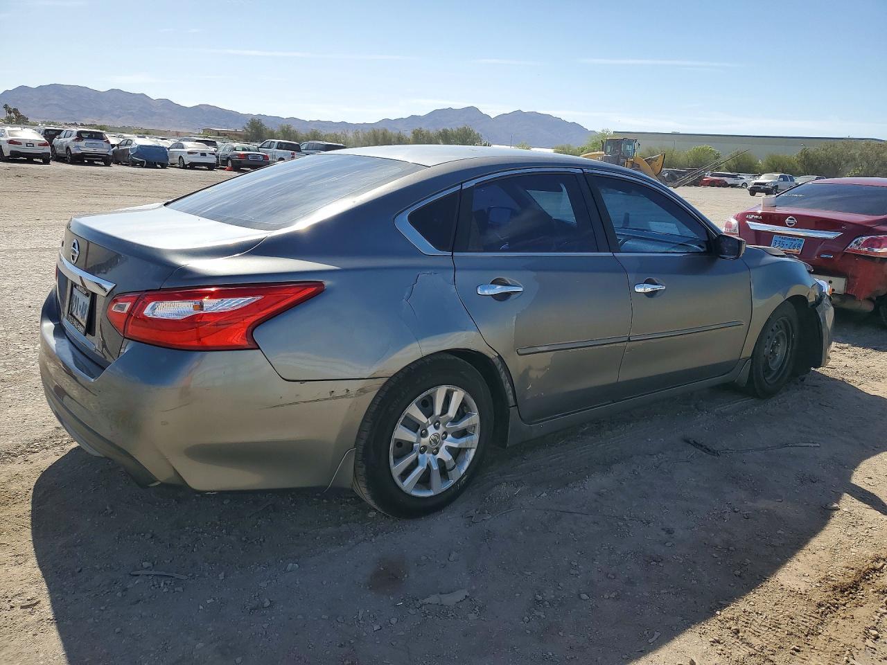 2016 Nissan Altima 2.5 S - zdjęcie 3