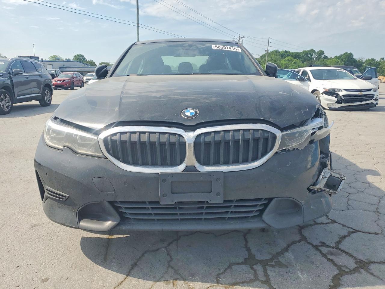 2020 BMW 330Xi - zdjęcie 5